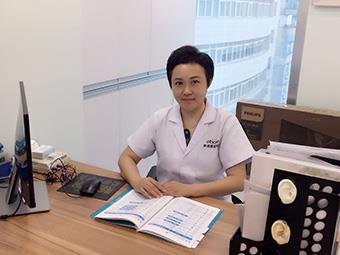 施红工作照.jpg